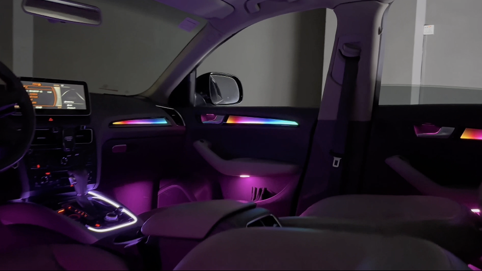AUDI Q5 2010-2017 Ambient Lighting | Dynamic Rainbow Kit
